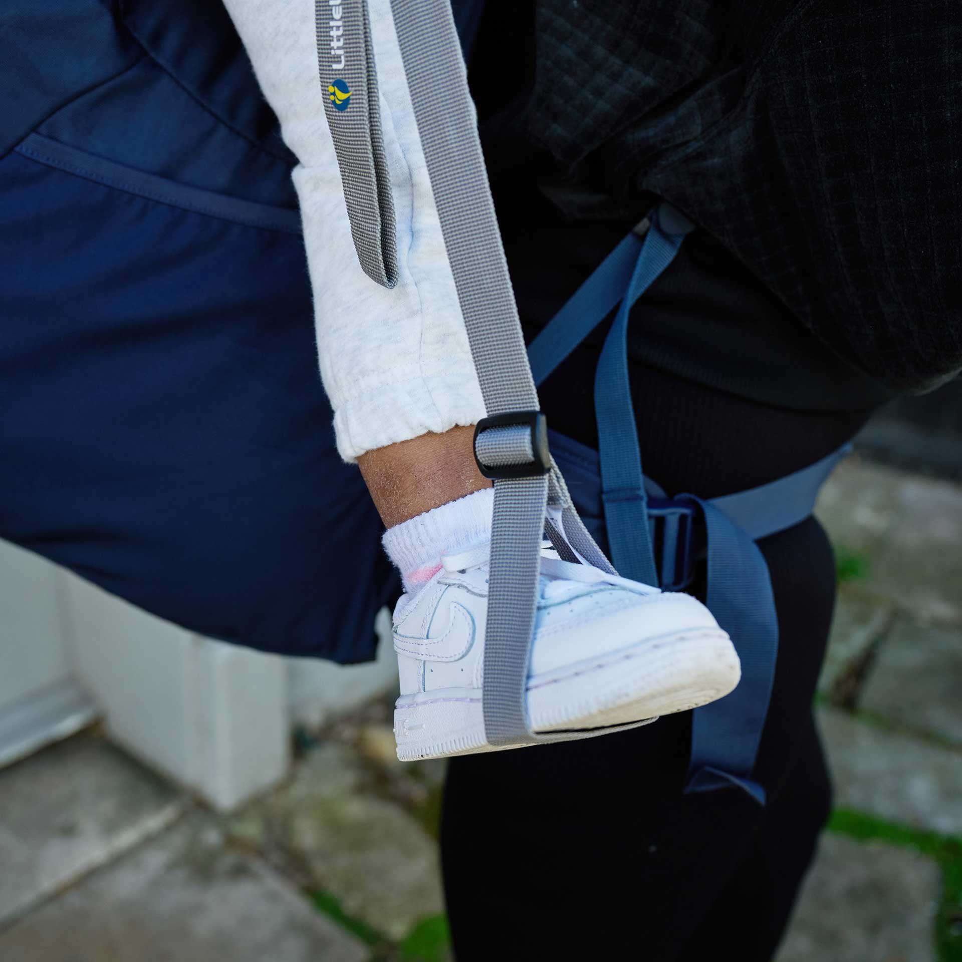 Child Carrier Foot Stirrups - Image 3