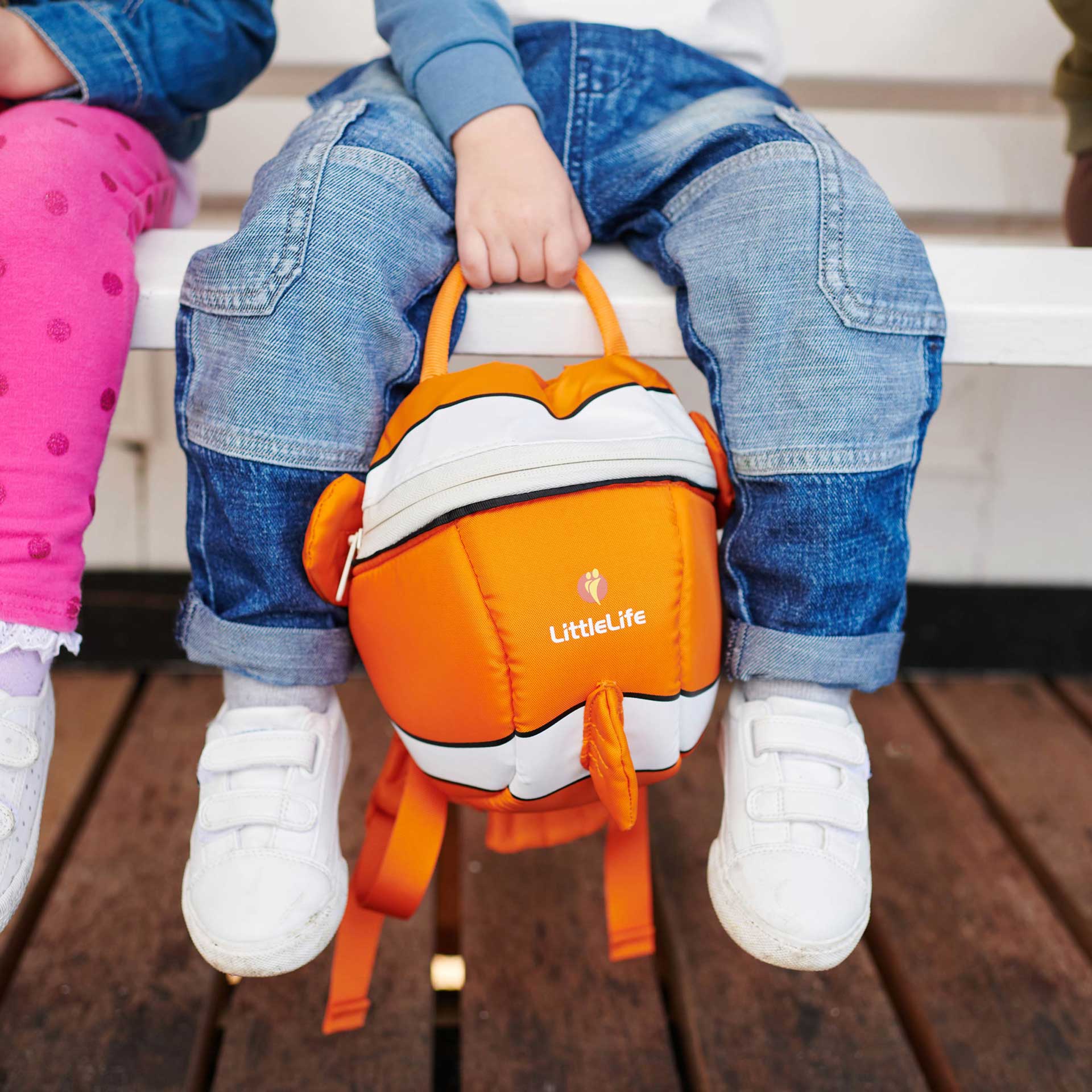 Clownfish Toddler Backpack with Rein - Image 3